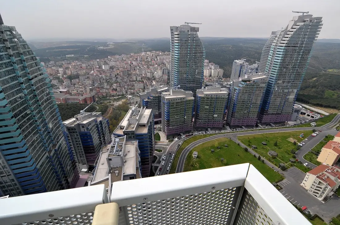 Properties in Maslak